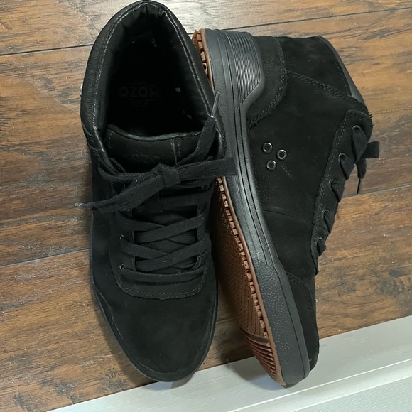 Men’s Black Anti-Slip Work Boot with Suede Upper and Padded Collar - Picture 6 of 6